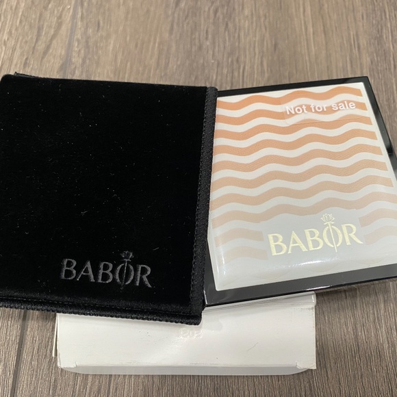 BABOR COSMETICS SUN BRONZER QUATTRO BRONZING POWDER 9.5g - Picture 3 of 10